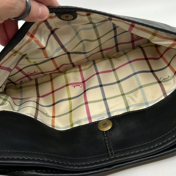 Coach Bleecker Hobo 11416 Black Glove-Tanned Leather Shoulder Bag Y2K Tattersall - Picture 9 of 17